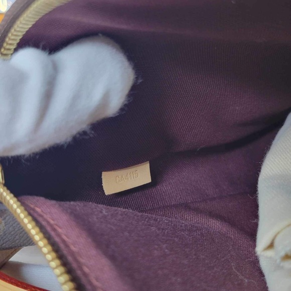 Mabillon Crossbody Monogram - Picture 3 of 14